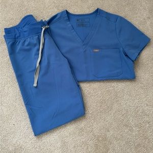 FIGS XS Ceil Blue Set